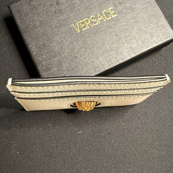 Versace Cream white Card Holder - Picture 3 of 4